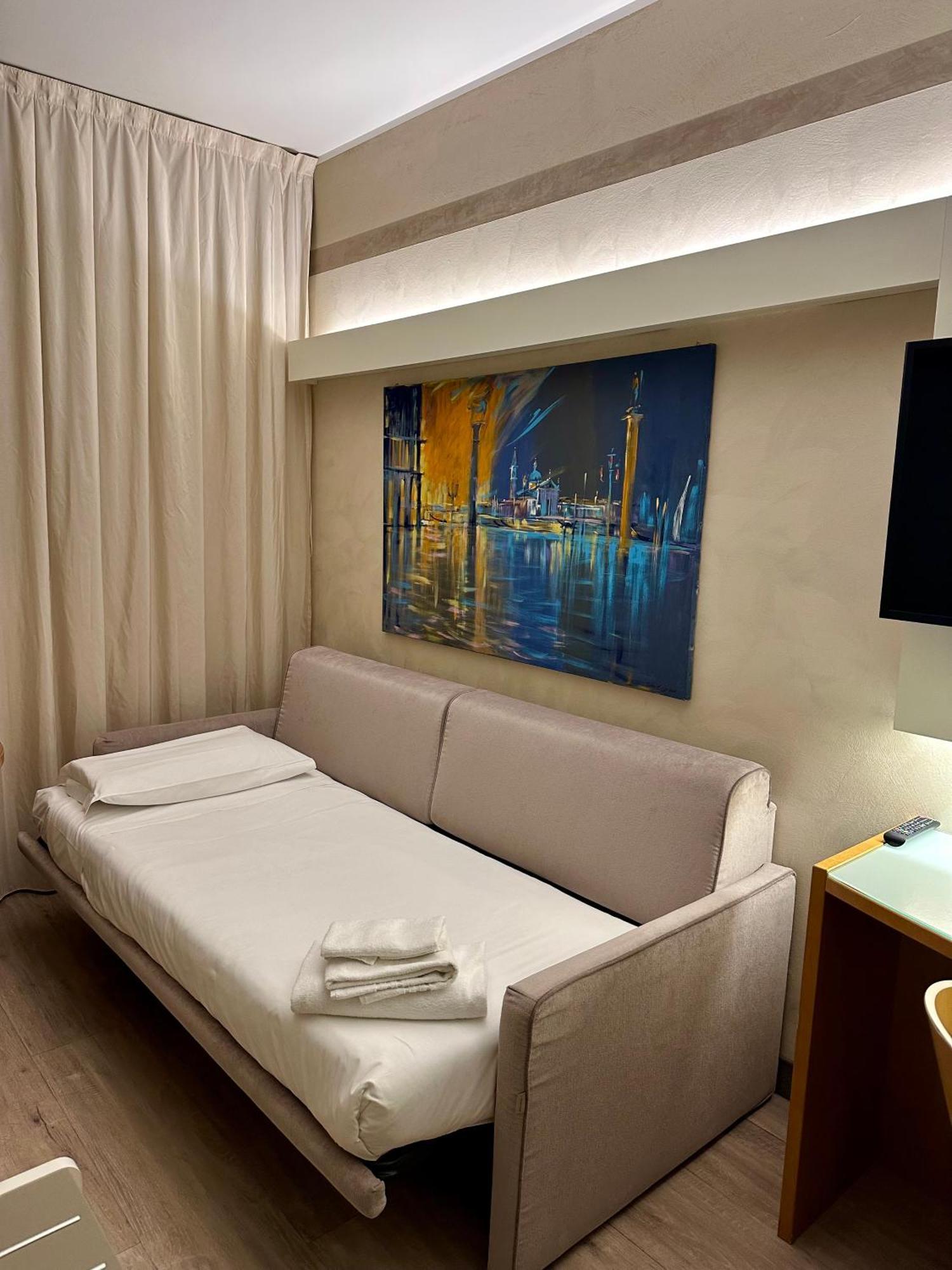 Park Hotel Ai Pini & Restaurant Ai Pini Mestre Ngoại thất bức ảnh